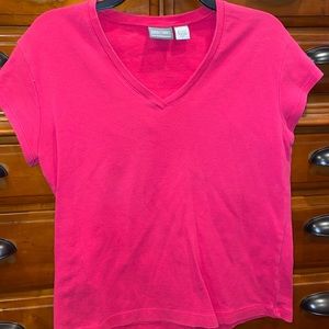 pink top